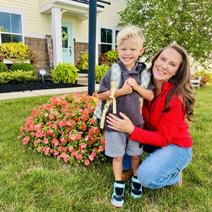 Melissa & Taylor Strang